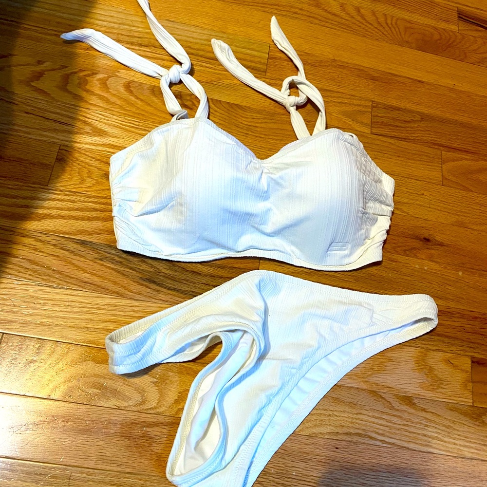 Off white, Target brand 2-piece swimwear. Top size 36D, bottom size Large. NWOT